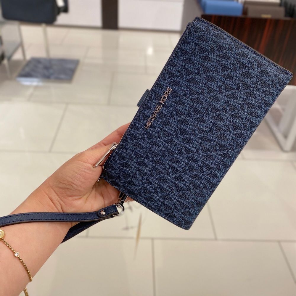 Michael KORS DOUBLE ZIP WALLET
